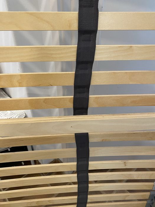 Estrados de ripas cama casal LÖNSET IKEA