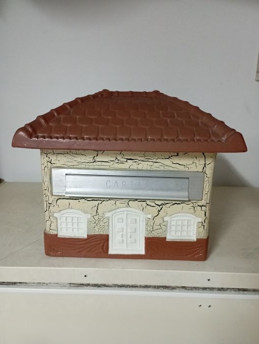 Caixa correio em cimento