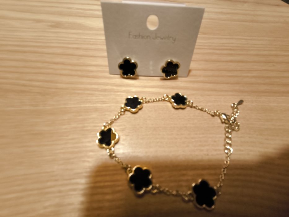 Komplet modnej biżuterii. Pomysł na prezent.