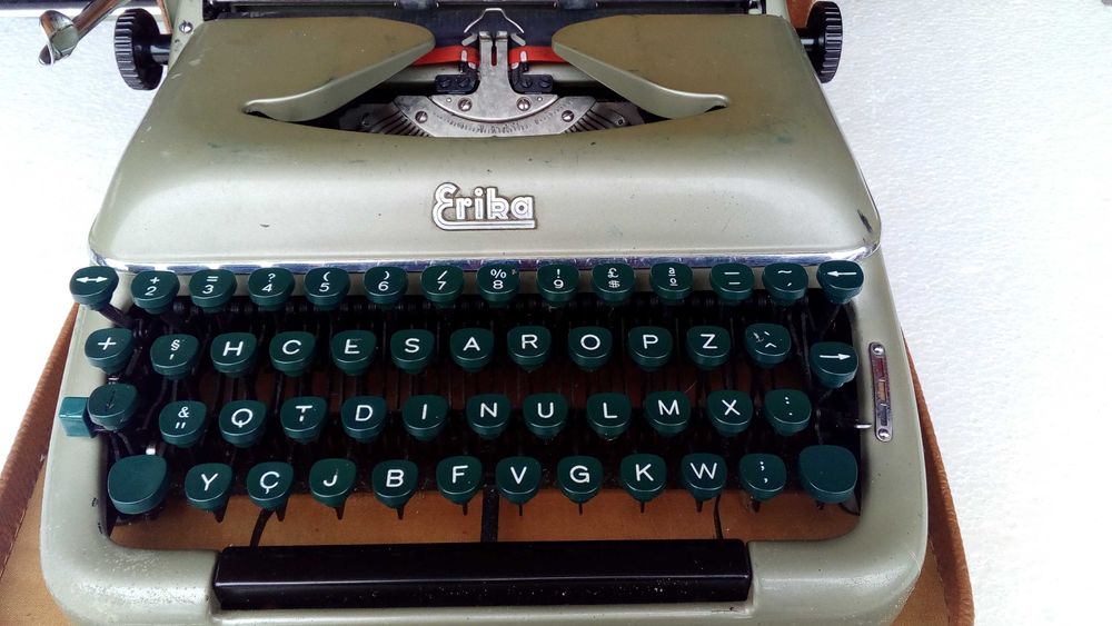 Máquina de escrever Erika - Antiguidade