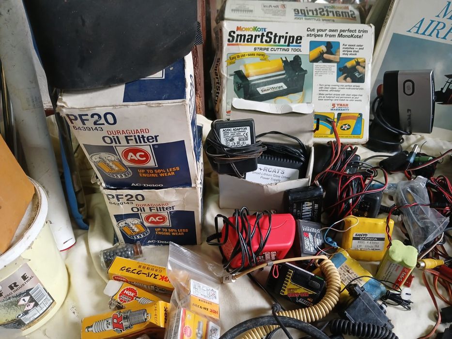 Vendo material de aeromodelismo