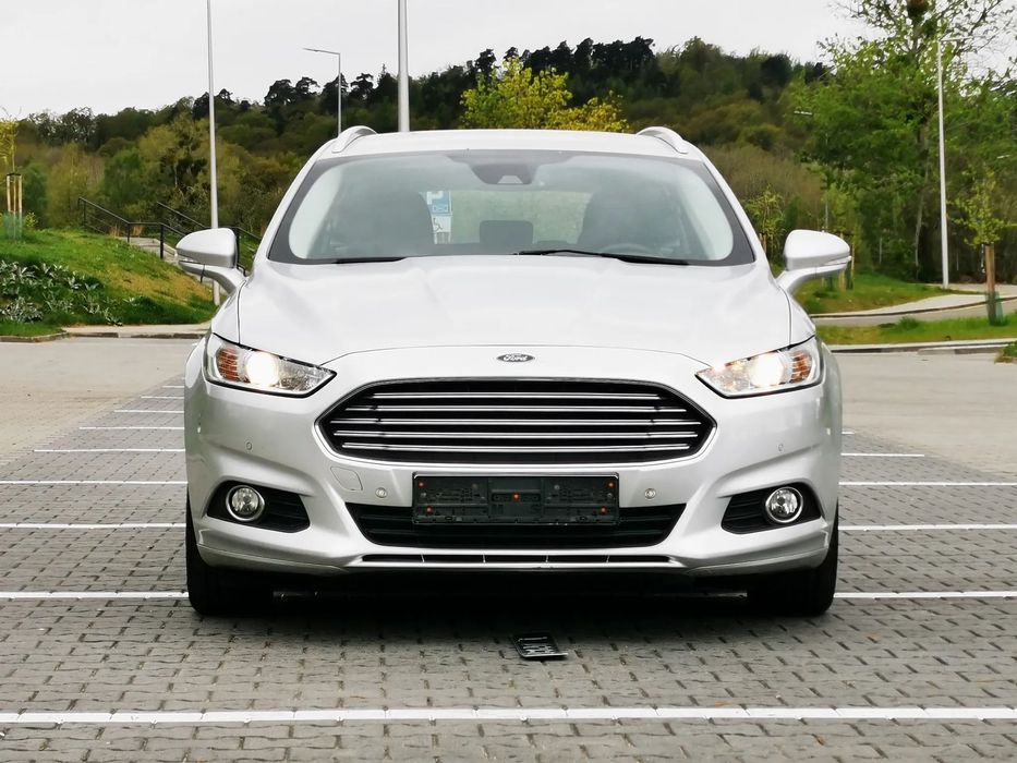 Ford Mondeo ledy asystent kolizji pasa ruchu parkasystent hak