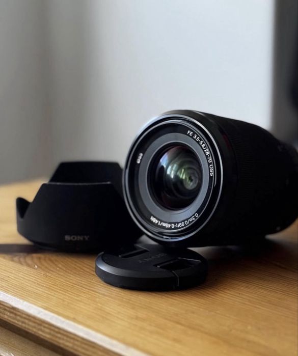 Vendo objetiva Sony FE 28-70mm f/3.5-5.6 OSS, em excelente estado —
