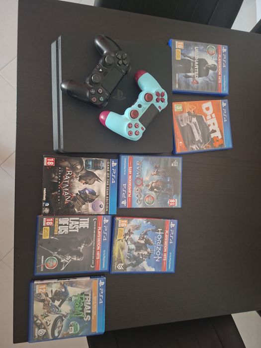 Ps4 500 GB + 2 comandos + jogos