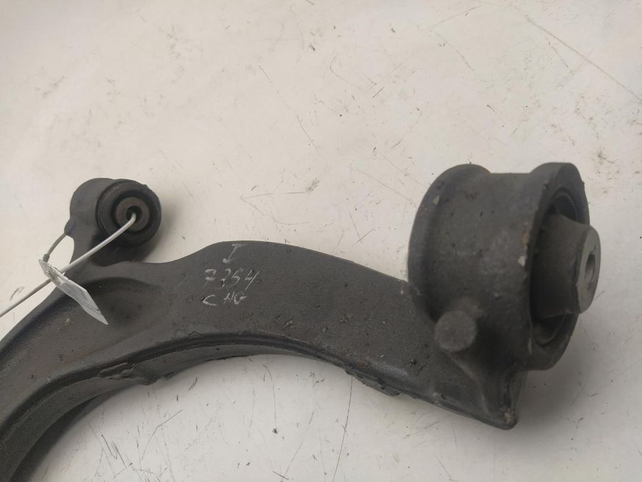 Braço Suspensão Inferior Frente Esquerdo Volkswagen T5