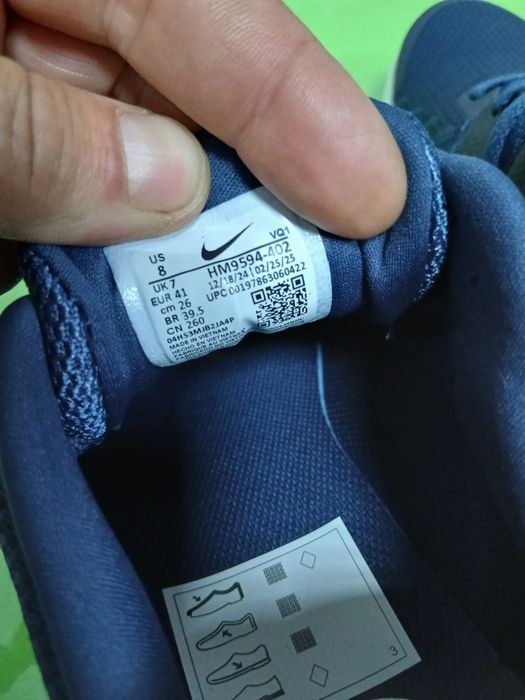 чоловічі бігові кросівки Nike Run Defy (модель HM9594-004)