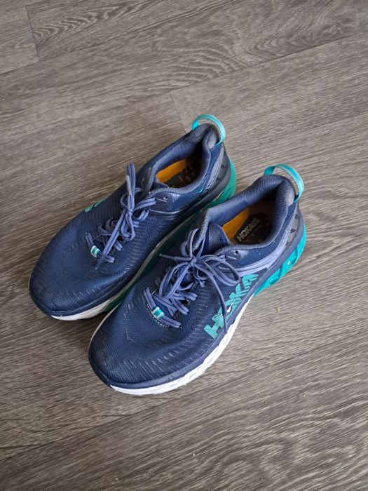 Кросівки жіночі Hoka розмір 38  (24,5 см)
