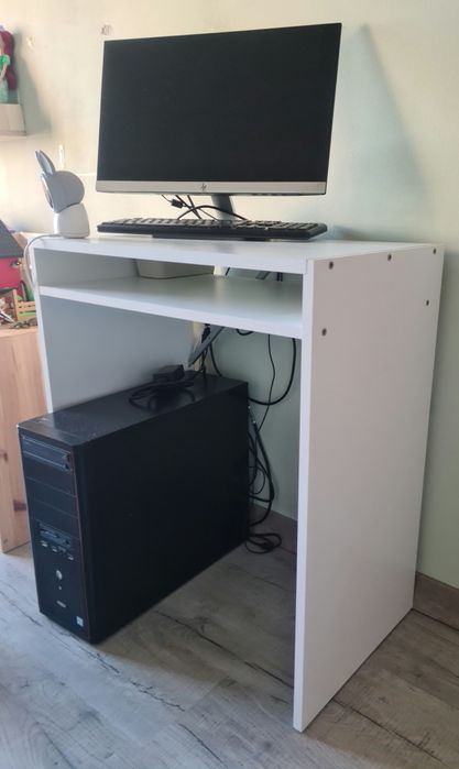 Secretária IKEA TORALD