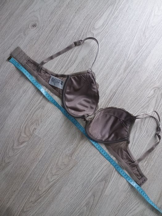 Biustonosz -stanik marki H&M rozmiar 80 C