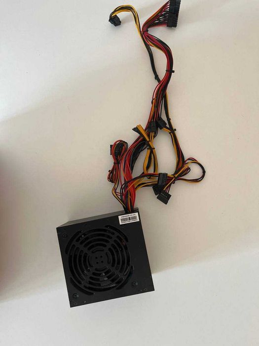 Fonte Alimentação 600W QUBE