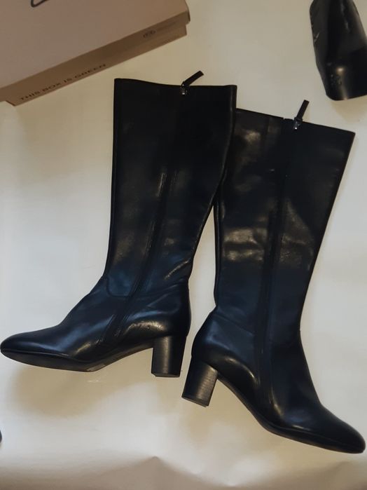 ECCO сапоги кожа чёрные р.40,41,42,43