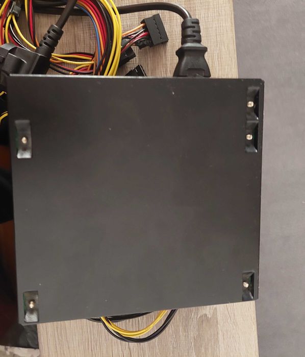 Блок питания Aero Cool VX 550 ватт к ПК [ЧИТАЙТЕ ОПИСАНИЕ]