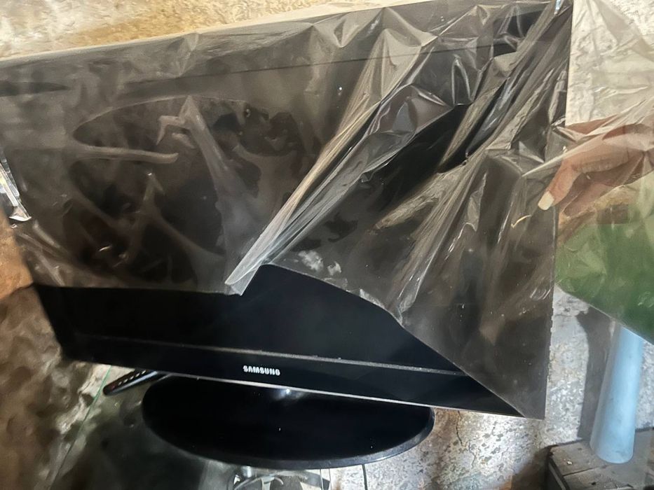 Телевизор 32" Samsung LE32A552P3R (Made in Hungary)