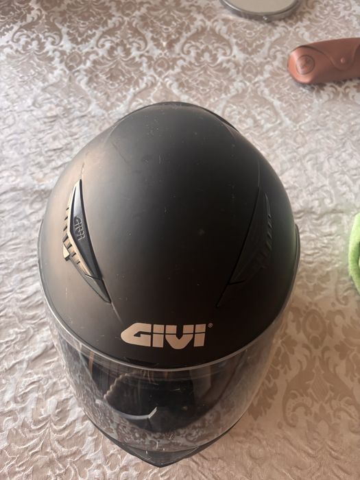 Capacete  usado preto da Givi