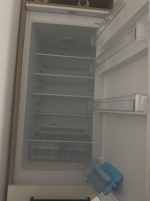 Lodówka w zabudowie