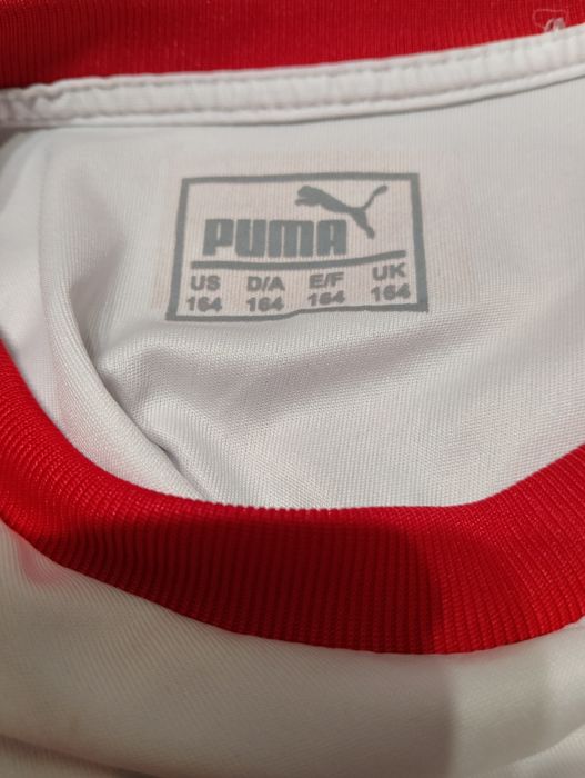 Продам оригінальну футбольну футболку збірної Сербії від Puma.