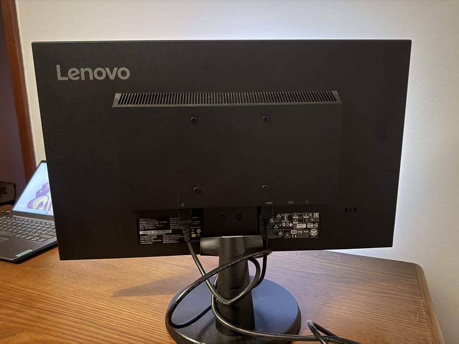 Lenovo D24-40 – Como Novo!
