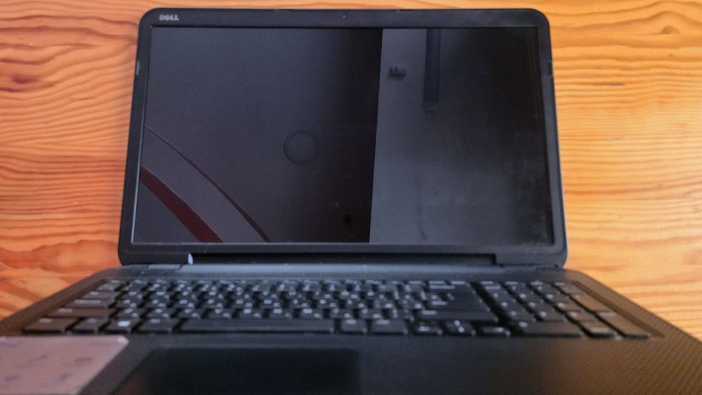 Ноутбук Dell Inspiron 3737