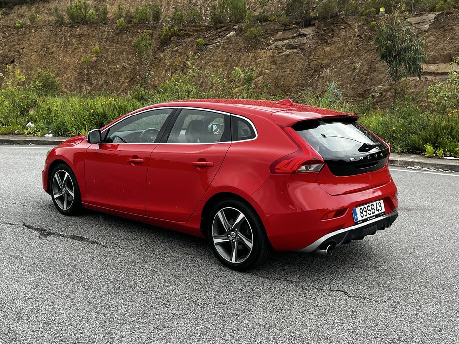 Volvo V40 D2 R-Design