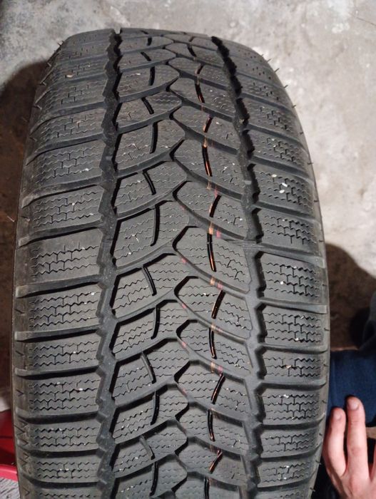 Komplet opon zimowych Firestone Winterhawk 3 225/50 R 17