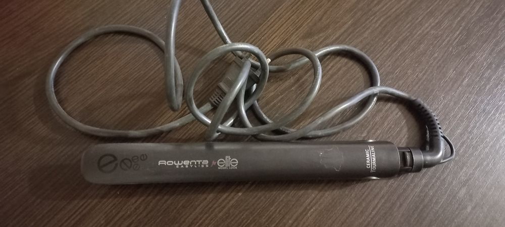 Продам выпрямитель для волос