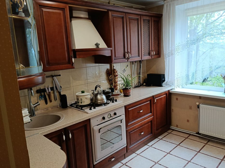 Продам квартиру 2кімнатна