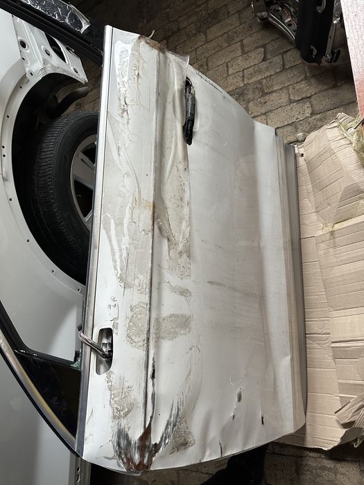 Audi q5 80a передняя левая дверь