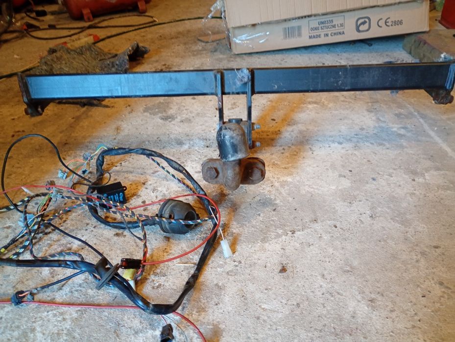 Hak Ford Kuga mk1 części