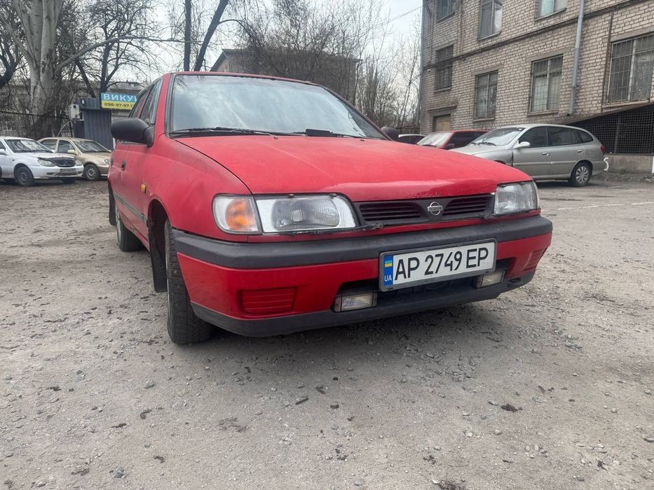 Nissan sunny   газ/бенз