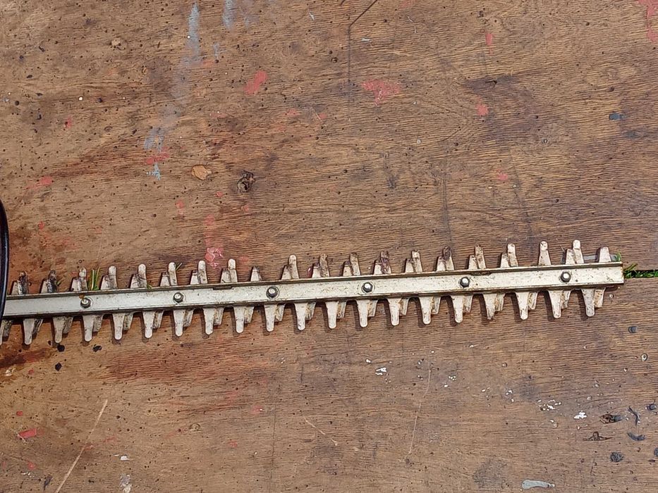 Nożyce do żywopłotu Makita UH5261