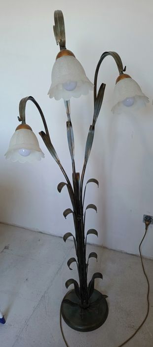 Lampa stojąca mosiężna