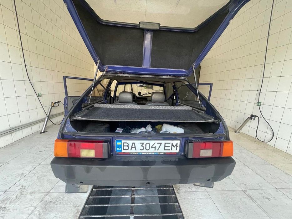 Таврія    машина