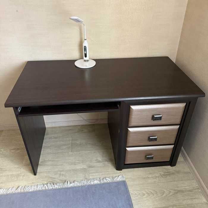 Стіл письмовий coen gerber