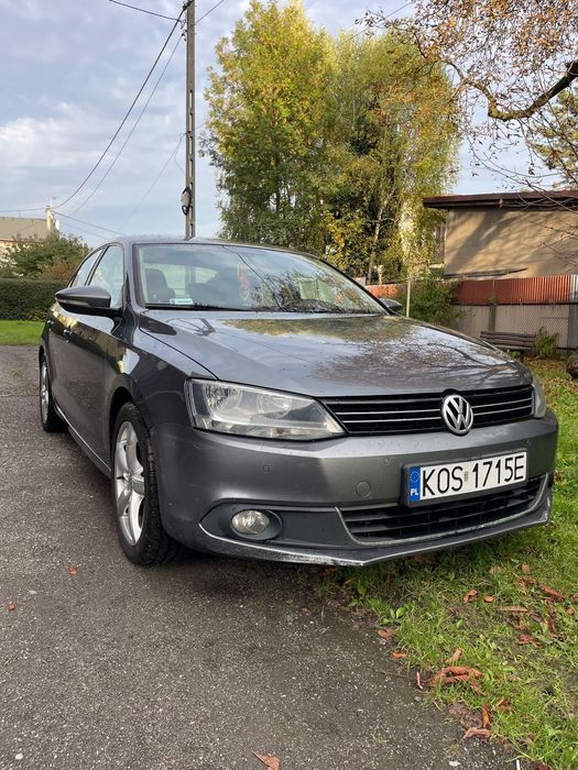 Volkswagen Jetta VW Jetta VI sedan