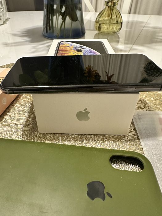 Apple iPhone XS 256GB Zestaw
