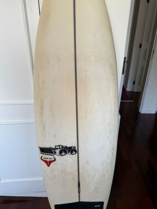 Prancha JS Raging Bull 5’8