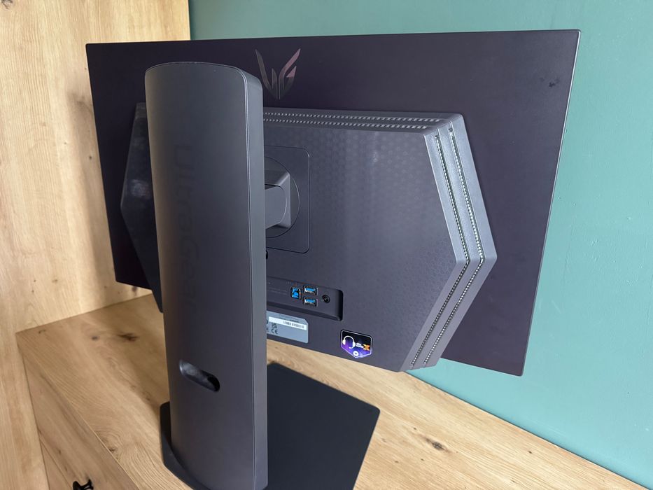 LG Ultragear 27GX790A-B 480hz 0.03ms 2560x1440px