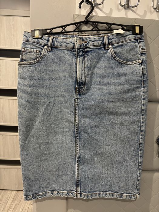 Spodnica jeansowa r 42