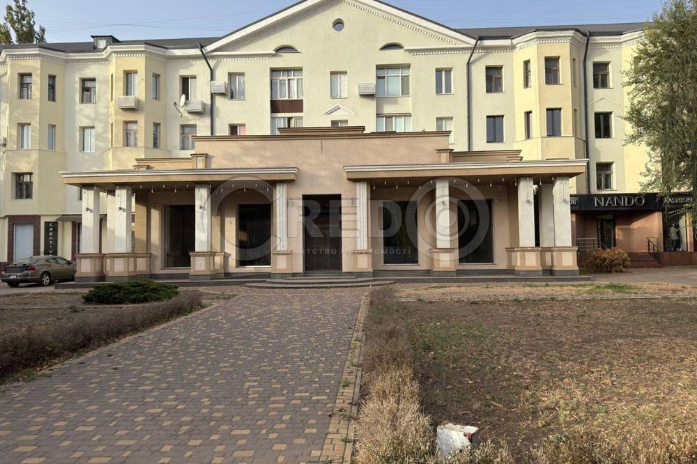 Оренда магазину в центрі міста, пр.Університетський.