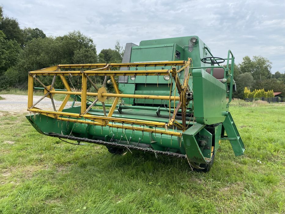 Kombajn zbożowy Volvo s830
