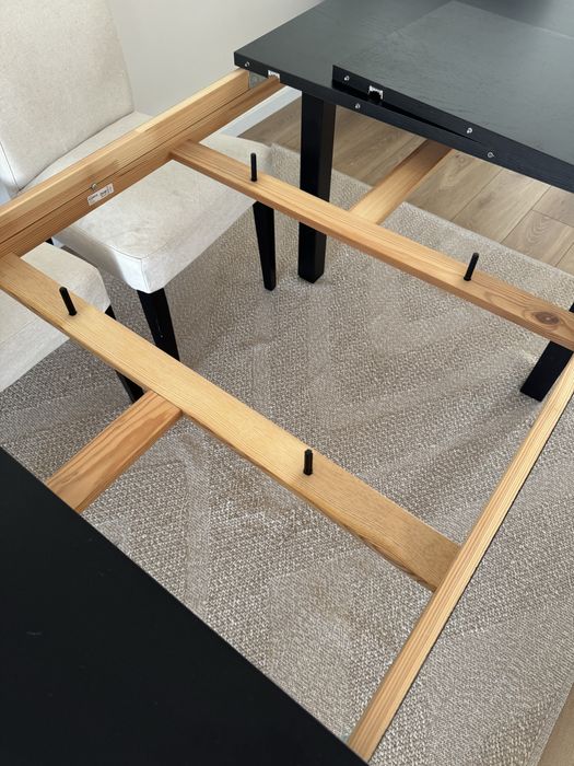Conjunto de jantar IKEA – BJURSTA + 4 cadeiras HENRIKSDAL