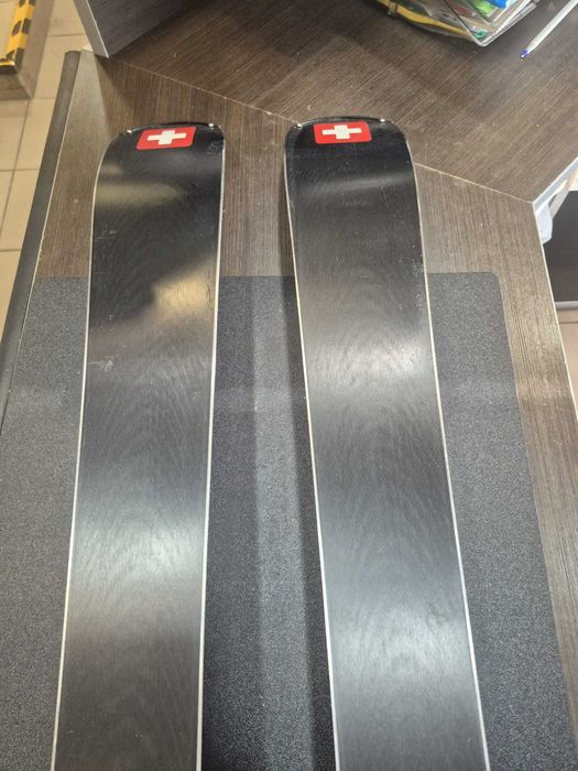 Narty Stockli Montero AW 150cm N-302