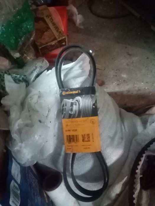 Поликлиновый ремень Рено Логан