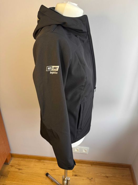 NOWY czarny damski taliowany softshell z kapturem M / 42