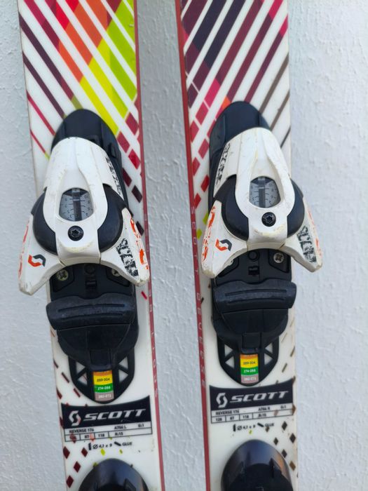 skis Scott Reverse 176 cm.
