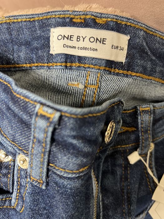 Джинси one by one