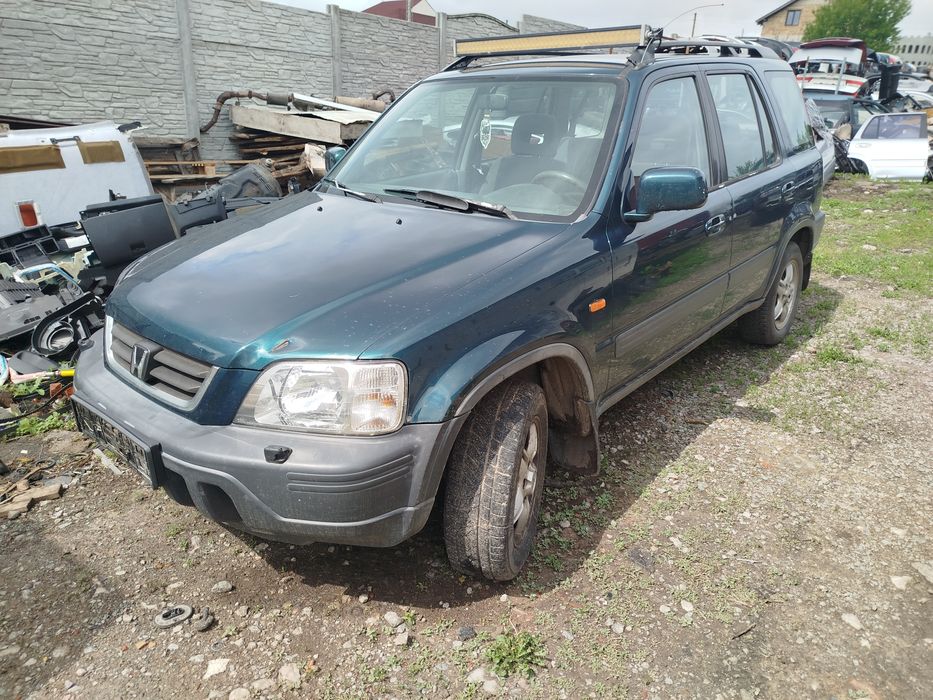 Розборка, шрот, оригінальні вживані запчастини на Honda CR-V RD1-RD3