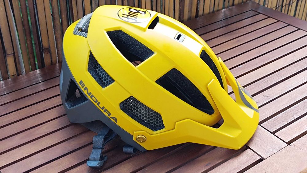 ENDURA Singletrack MIPS kask