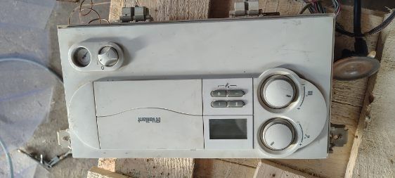 Płyta główna Vaillant Atmo Tec Plus.