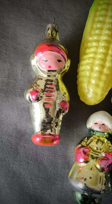 Новогодние игрушки,игрушки для ёлки старинные 8шт